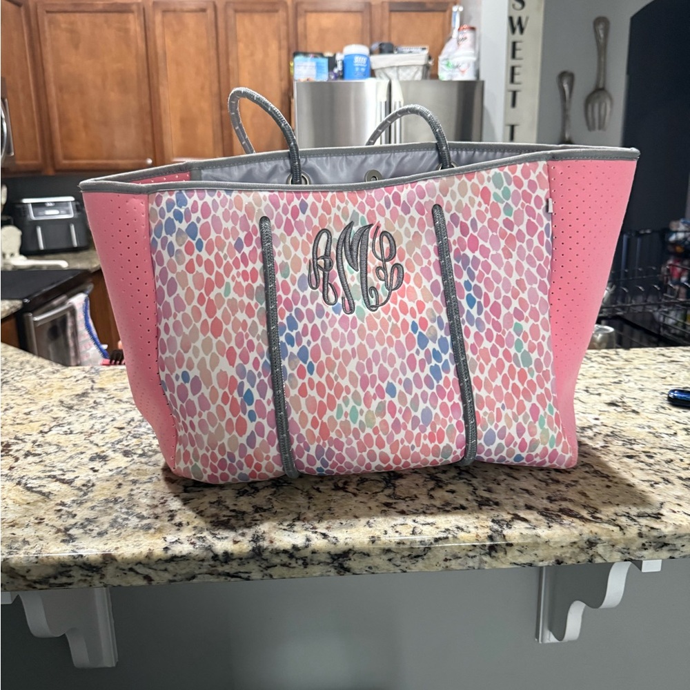 Marleylilly Stylish Pink and Gray Women's Tote Bag